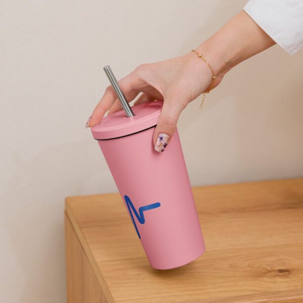 Insulated tumbler with a straw - Image 11