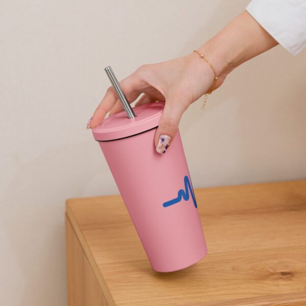 Insulated tumbler with a straw - Image 12