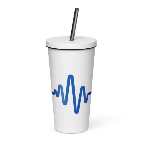 Insulated tumbler with a straw - Image 17