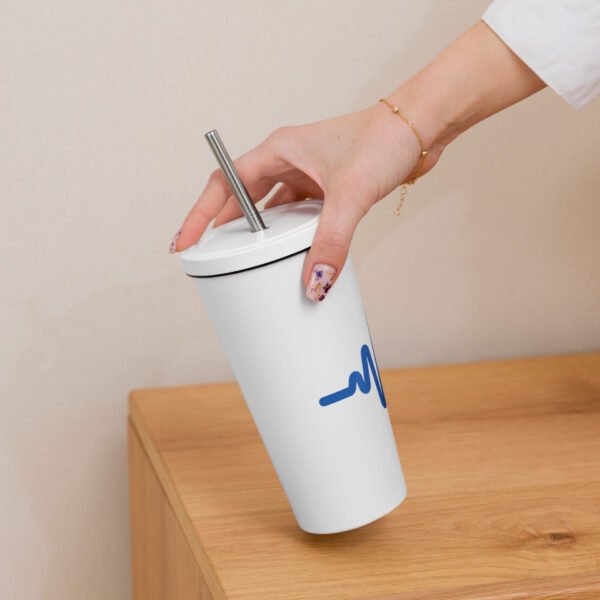 Insulated tumbler with a straw - Image 20